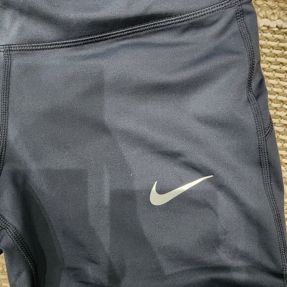 Nike blue women's size medium crop leggings - Picture 6 of 10
